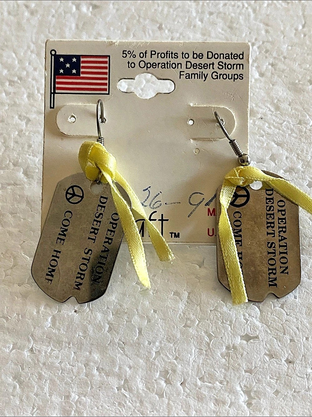 1991 Operation Desert Storm Come Home Earrings Yellow w/ Tag